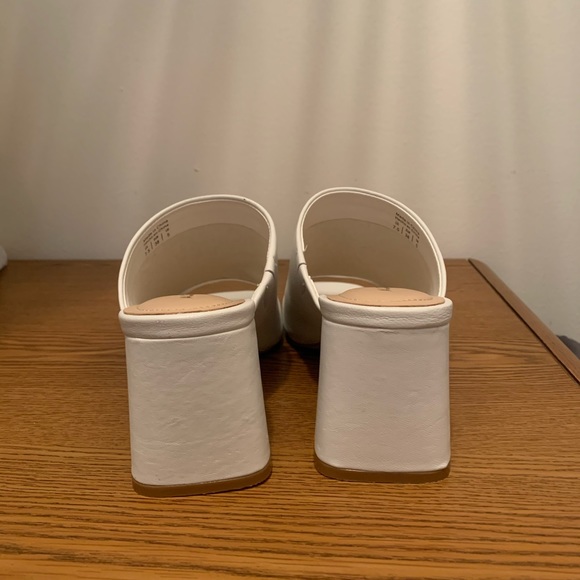 Shoes - Picture 2 of 6